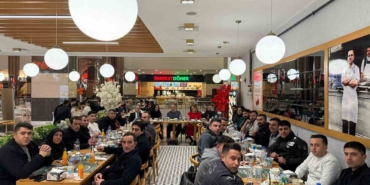 gla-gayrimenkul-yonetim-as-vanmall-personeline-iftar-yemegi-duzenledi-yhx8UqNi.jpg