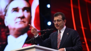 gozaltindaki-ekrem-imamoglundan-ozgun-aciklama-el-yazisiyla-kaleme-aldigi-notu-paylasti-iSTlXziL.jpg