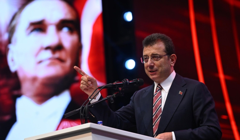 gozaltindaki-ekrem-imamoglundan-ozgun-aciklama-el-yazisiyla-kaleme-aldigi-notu-paylasti-iSTlXziL.jpg