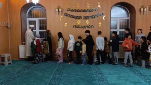 haci-huseyin-camiinde-cocuklara-yonelik-etkinlikler-ve-ramazan-hazirliklari-ZtpAIIBu.jpg