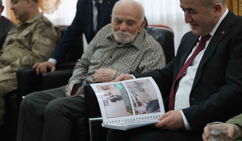 huzurevindeki-mehmet-amcanin-surprizi-valiyi-hem-duygulandirip-hem-gulumseten-anlar-M2lXeHX5.jpg