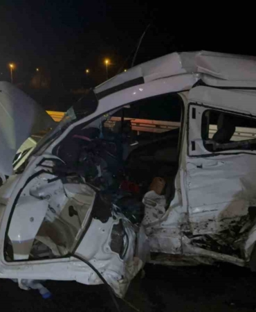 karsta-meydana-gelen-feci-trafik-kazasinda-2-olu-5-yarali-olayin-ayrintilari-ortaya-cikti-nuHmGQFG.jpg