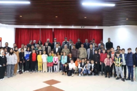 kaymakam-uguz-cocuklarla-iftar-sofrasinda-bir-araya-geldi-xLFWFGht.jpg
