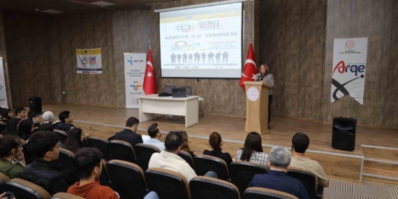 Lise Öğrencileri İçin Yenilikçi Kariyer 3.0 Semineri