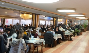 lokman-hekim-iftarda-yonetici-ve-personeliyle-bulustu-SX4mZOkh.jpg