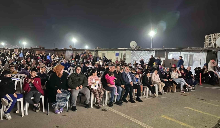 malatya-buyuksehir-belediyesinin-ramazan-coskusu-konteyner-kentlerdeki-birliktelik-JJpHewH7.jpg