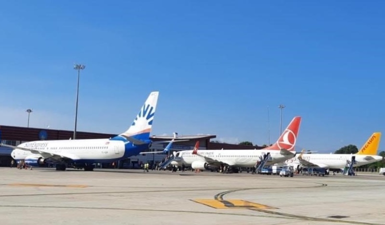 malatya-havalimani-subat-ayinda-56763-yolcuyu-agirladi-hava-tasimaciliginda-onemli-bir-basari-gslfMIKZ.jpg