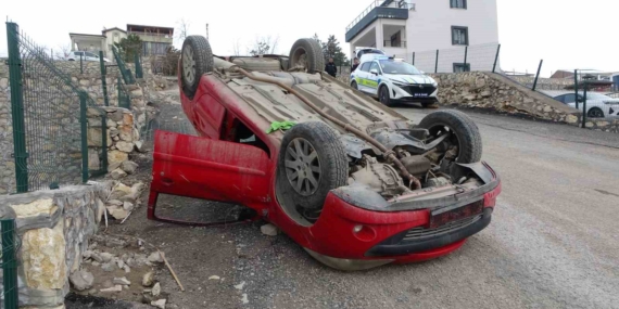 Malatya'da Ters Dönme Kazası: 1 Yaralı Malatya’da Ters Dönme Kazası: 1 Yaralı