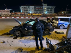 malatyada-trafik-kazasi-1-kisi-hayatini-kaybetti-1-yarali-YeHBB5U6.jpg
