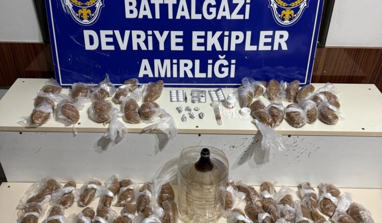 malatyada-uyusturucu-operasyonu-iki-gozalti-BObnJFjq.jpg