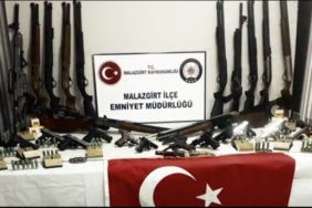 malazgirtte-ele-gecirilen-silah-ve-muhimmatla-ilgili-sok-gelismeler-T1deElYI.jpg