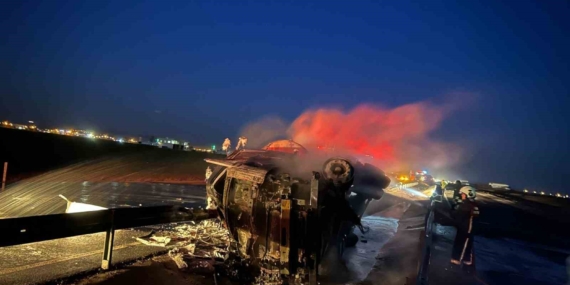 Mardin Kızıltepe'de Akaryakıt Yüklü Tanker Yangını Mardin Kızıltepe’de Akaryakıt Yüklü Tanker Yangını