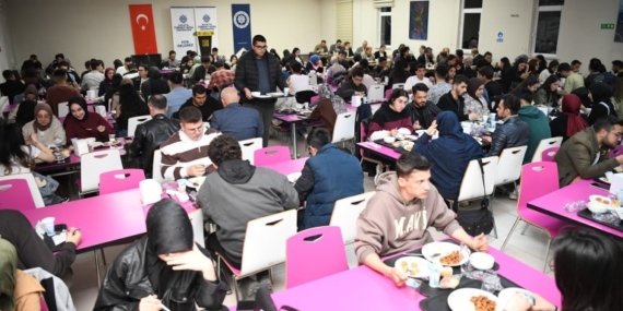 MTÜ'de 'Birlik ve Bereket Sofraları' Etkinliği: Dayanışma ve Paylaşmanın Gücü MTÜ’de ‘Birlik ve Bereket Sofraları’ Etkinliği: Dayanışma ve Paylaşmanın Gücü
