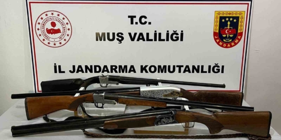 Muş İl Jandarma Komutanlığı'ndan Operasyon: 75 Kişi Yakalandı, Kaçak Eşya Ele Geçirildi Muş İl Jandarma Komutanlığı’ndan Operasyon: 75 Kişi Yakalandı, Kaçak Eşya Ele Geçirildi
