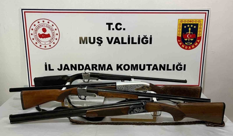 mus-il-jandarma-komutanligindan-operasyon-75-kisi-yakalandi-kacak-esya-ele-gecirildi-esQkNmtQ.jpg