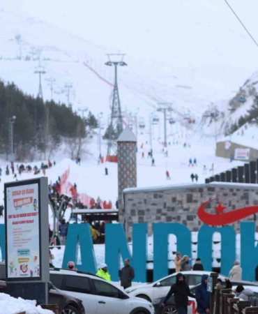 palandokende-kayak-tutkunlari-icin-essiz-bir-deneyim-HWeT3izw.jpg