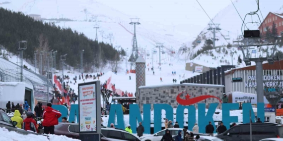 Palandöken'de Kayak Tutkunları İçin Eşsiz Bir Deneyim Palandöken’de Kayak Tutkunları İçin Eşsiz Bir Deneyim