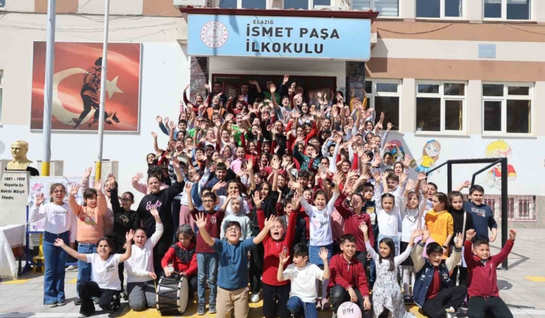 ramazan-bayramini-neseyle-kutlayan-en-renkli-okul-vmzr8GbH.jpg