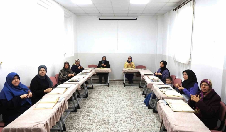 ramazanin-en-sakin-mukabelesi-farkli-bir-deneyim-7lMV22qt.jpg