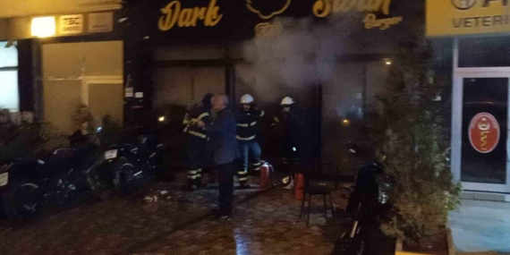 Siirt’te İş Yerinde Yangın Paniği Siirt’te İş Yerinde Yangın Paniği
