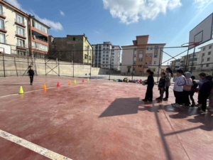 sporda-ilk-adim-projesi-ile-gelecegin-yildizlari-yetisiyor-u4YS7bEf.jpg