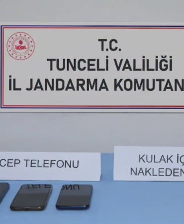 surucu-belgesi-sinavinda-jandarmadan-sok-kopya-operasyonu-VManOBpN.jpg