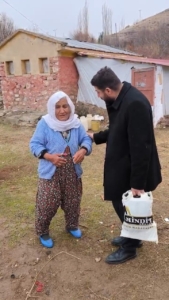 tilki-nobeti-tutan-tayyibe-nineye-ozel-civciv-hediyesi-K3ahMnRb.jpg