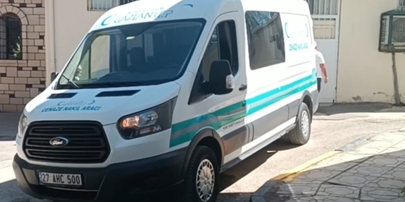 Traktörün Devrilmesi Sonucu Hayatını Kaybeden Kişinin Trajedisi Traktörün Devrilmesi Sonucu Hayatını Kaybeden Kişinin Trajedisi