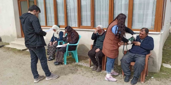 Tuşba Ekipleri, Her Köyde Sağlık Hizmeti Sunarak Toplum Sağlığını Koruyor Tuşba Ekipleri, Her Köyde Sağlık Hizmeti Sunarak Toplum Sağlığını Koruyor