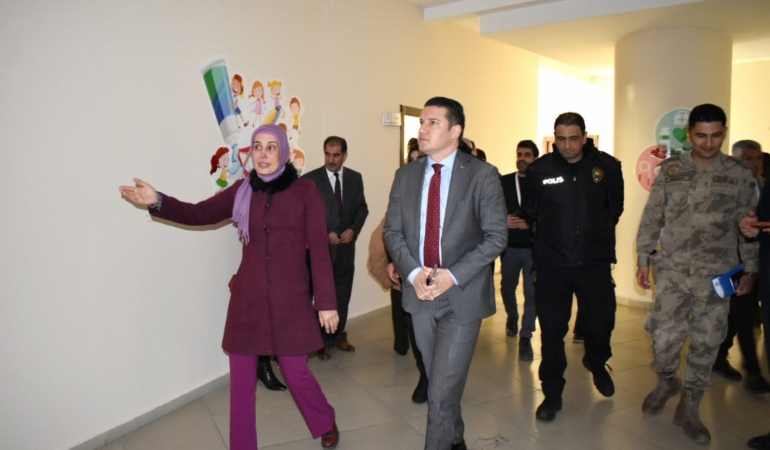 tusba-kaymakami-musa-goktastan-saglik-mudurlugu-ziyareti-dp6DP7Sp.jpg