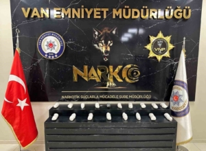 vanda-8-kilo-700-gram-metamfetaminin-ele-gecirilmesi-uyusturucu-operasyonu-detaylari-UtAwa6yA.jpg