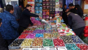 vanda-bayram-arifesinde-alisveris-yogunlugu-artiyor-wpfzKZj3.jpg