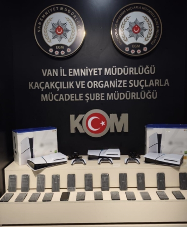 vanda-gumruk-kacagi-malzemeler-ele-gecirildi-qyXQH2UM.jpg