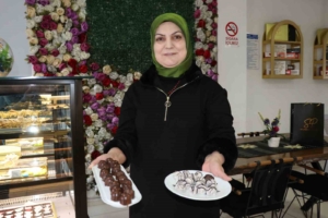 vanda-otlu-peynirli-ve-kavutlu-cikolata-uretimi-HRslTyE5.jpg