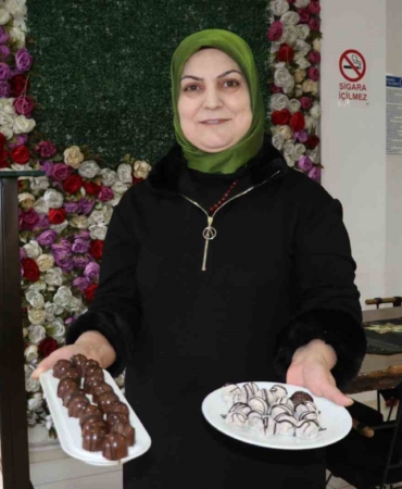 vanda-otlu-peynirli-ve-kavutlu-cikolata-uretimi-HRslTyE5.jpg