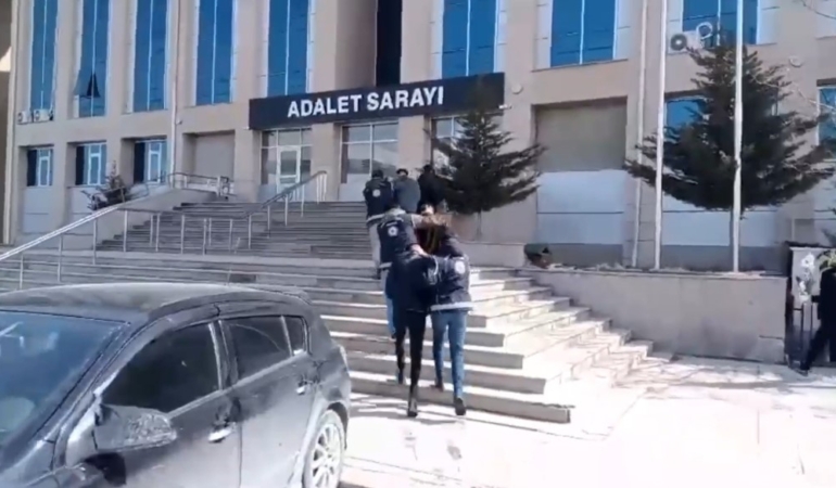 vanda-uc-organizator-gozaltina-alindi-ve-tutuklandi-UQ18tQgY.jpg