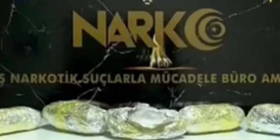 Van'ın Erciş İlçesinde Uyuşturucu Operasyonu: 2 Kilo 629 Gram Ele Geçirildi Van’ın Erciş İlçesinde Uyuşturucu Operasyonu: 2 Kilo 629 Gram Ele Geçirildi
