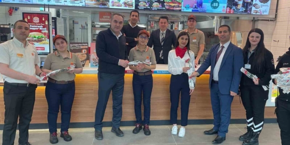 Vanmall Alışveriş Merkezi'nde 8 Mart Dünya Kadınlar Günü Kutlaması Vanmall Alışveriş Merkezi’nde 8 Mart Dünya Kadınlar Günü Kutlaması