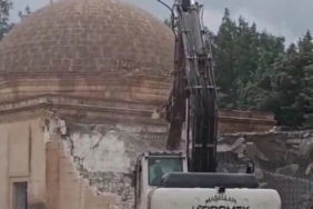 veysel-karani-turbesi-yeniden-hayat-buluyor-restorasyon-sureci-basladi-QCIk8JRP.jpg
