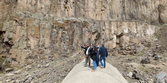Yaşar Kemal Şelalesi'nde Su Yeniden Hayat Buldu Yaşar Kemal Şelalesi’nde Su Yeniden Hayat Buldu