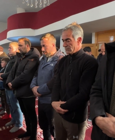yuksekovada-bayram-namazi-coskusu-camilere-akin-etme-anlari-H6gVqgFz.jpg