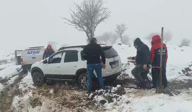 afadin-kahramanligi-mahsur-kalan-dogaseverlerin-kurtulus-hikayesi-sKKGkM5Z.jpg