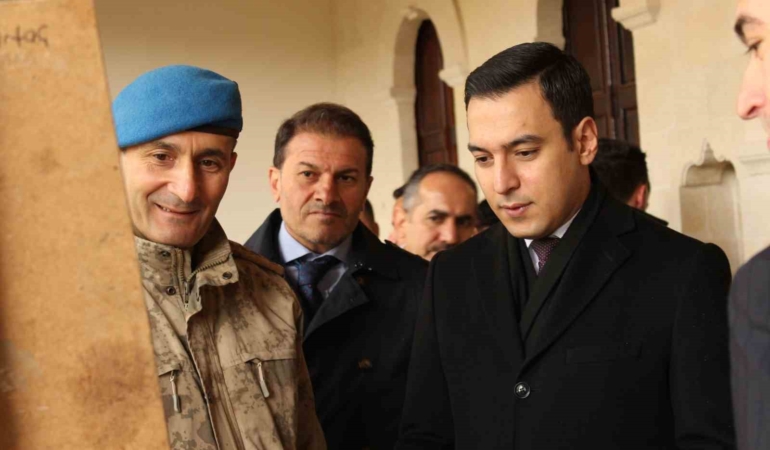 ataturkun-silvana-gelisi-icin-ozel-resim-sergisi-anilar-ve-hatiralar-IERCp7S1.jpg