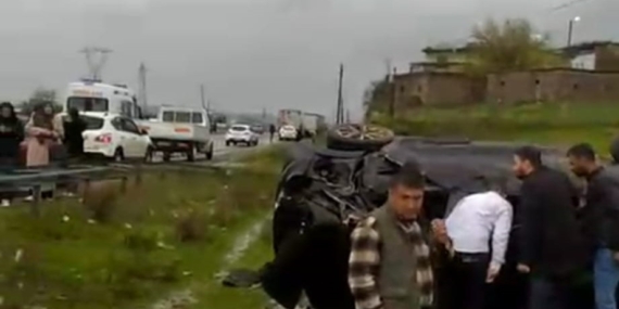 Batman-Kozluk Yolunda Meydana Gelen Feci Trafik Kazasında 5 Kişi Yaralandı Batman-Kozluk Yolunda Meydana Gelen Feci Trafik Kazasında 5 Kişi Yaralandı