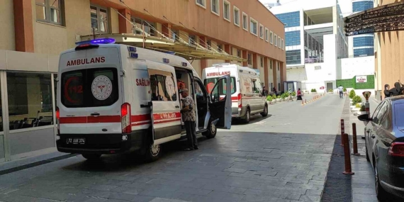 Batman'da Balkonun Kenarından Düşen Çocuk Hayatını Kaybetti Batman’da Balkonun Kenarından Düşen Çocuk Hayatını Kaybetti