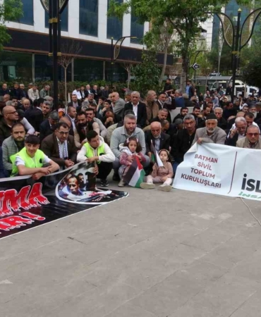 batmanda-gazze-icin-ozgurluk-icin-oturma-eylemi-duzenlendi-efe3xgGh.jpg