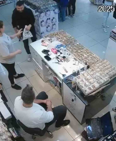 bir-poset-altin-sahiplerine-yeniden-kavustu-EvL5gGOJ.jpg