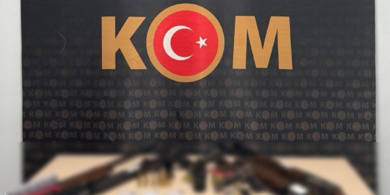 Bitlis'ten 32 İlde Gerçekleştirilen ‘Joker’ Operasyonu: 258 Kişi Gözaltında Bitlis’ten 32 İlde Gerçekleştirilen ‘Joker’ Operasyonu: 258 Kişi Gözaltında