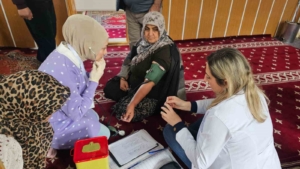 bulasici-hastaliklardan-korunma-saglik-ekiplerine-ozel-egitim-programi-vysTddjB.jpg