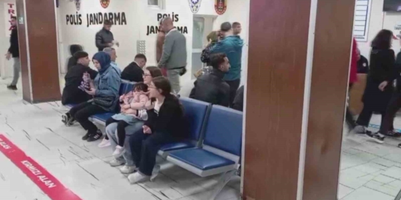 Diyarbakır Selahaddin Eyyubi Devlet Hastanesi'ndeki Hizmet Krizine Dair Son Gelişmeler Diyarbakır Selahaddin Eyyubi Devlet Hastanesi’ndeki Hizmet Krizine Dair Son Gelişmeler